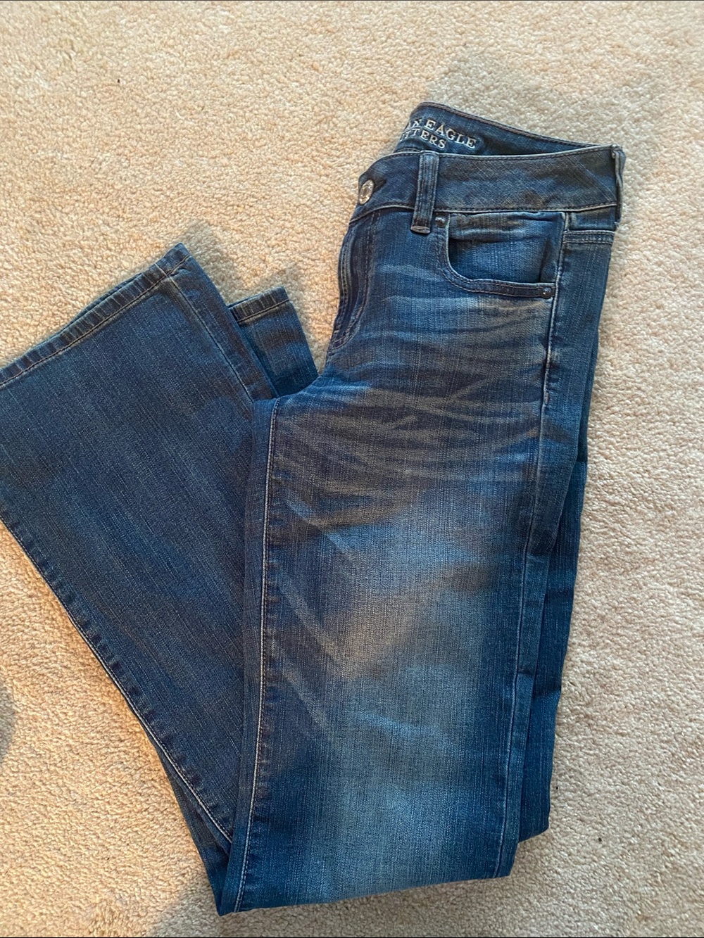 American Eagle super stretch size 4 LONG favorite boyfriend jeans